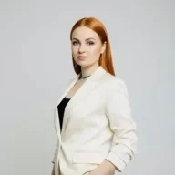 Попова Нелли